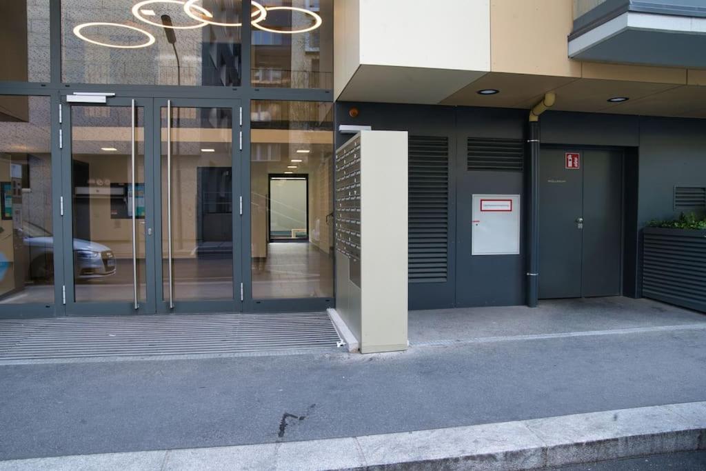 Modern Apartment Near Stadtpark Viena Exterior foto